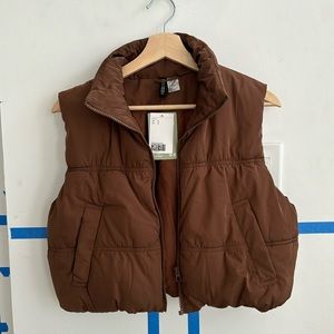 NWT H&M brown cropped puff vest